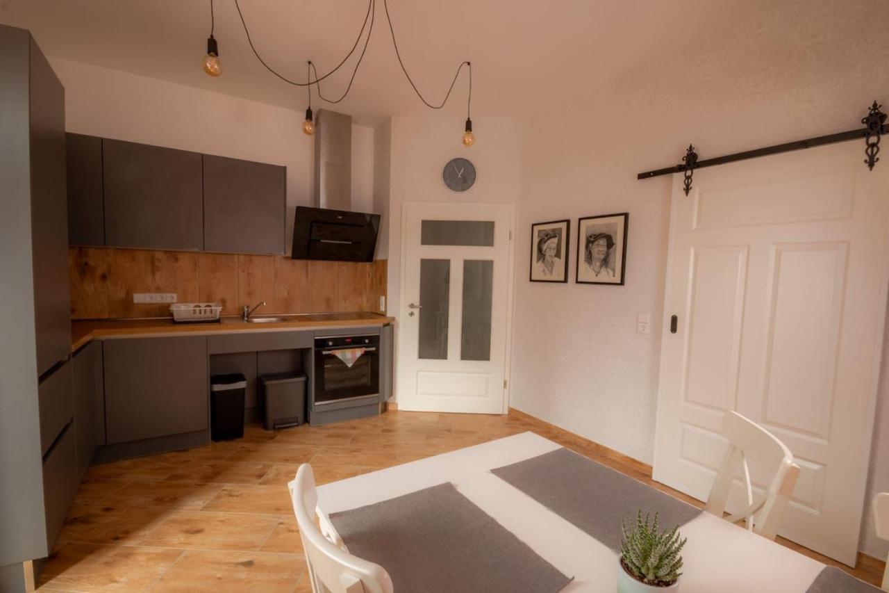 Villa Waldlust - 5 Sterne - 2 Schlafzimmer 쿠로르트오이빈 외부 사진