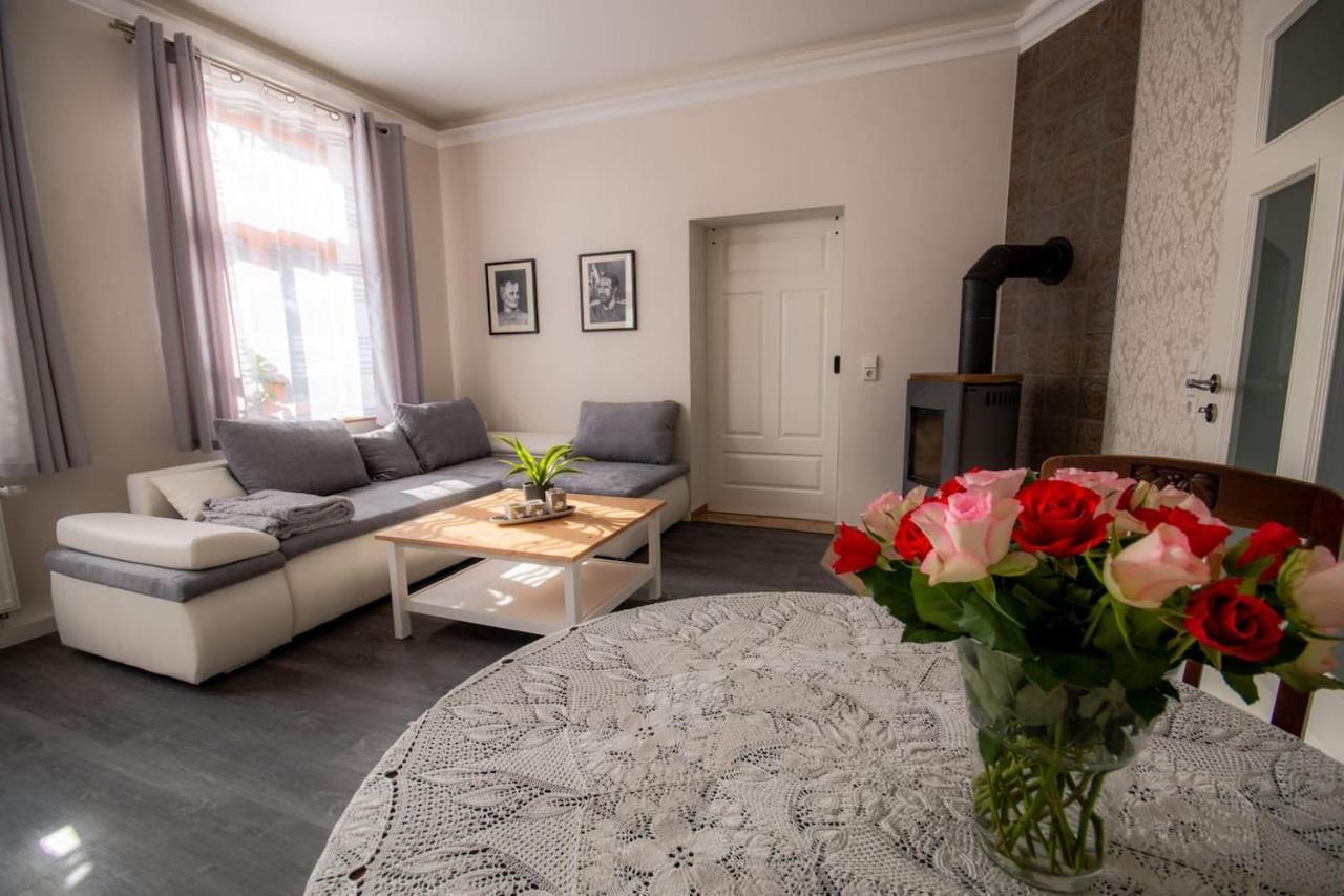 Villa Waldlust - 5 Sterne - 2 Schlafzimmer 쿠로르트오이빈 외부 사진